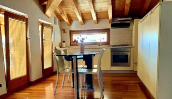Apartments Tony In Bardolino Chambre photo