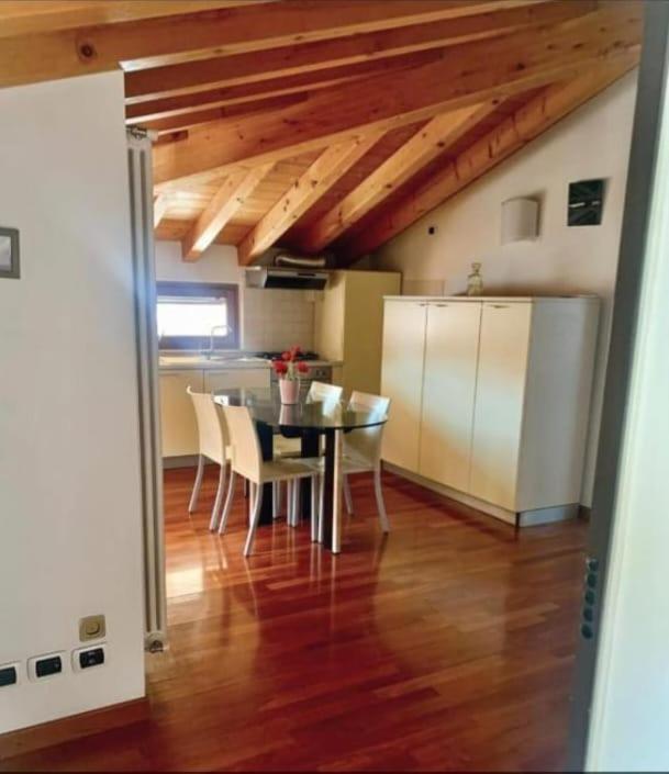 Apartments Tony In Bardolino Chambre photo