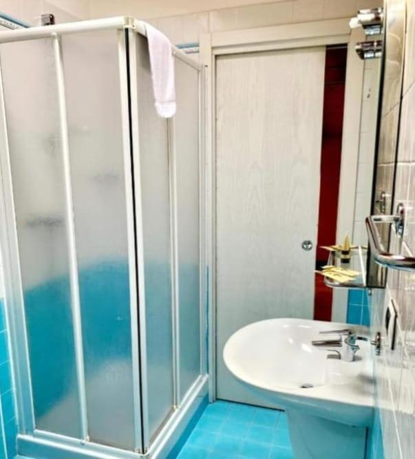 Apartments Tony In Bardolino Chambre photo