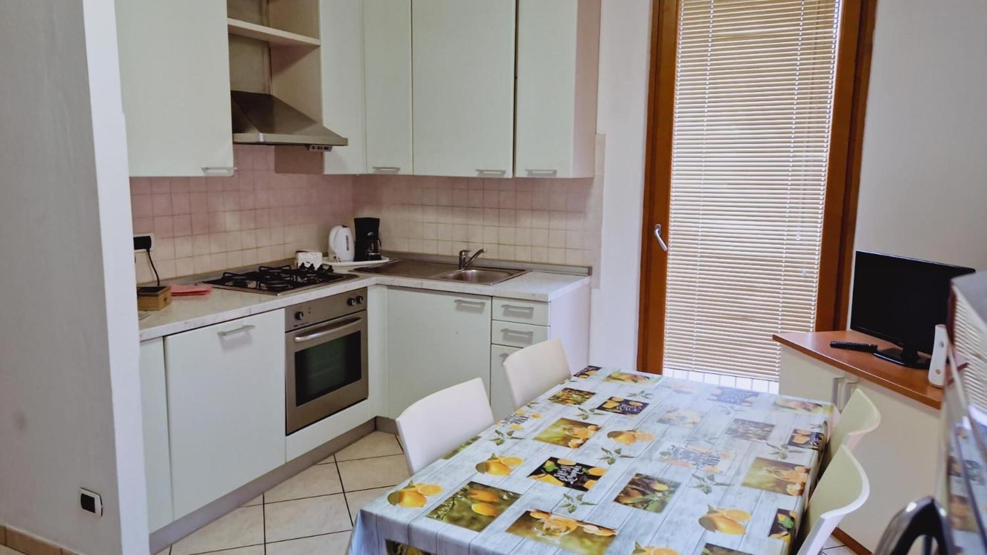 Apartments Tony In Bardolino Chambre photo